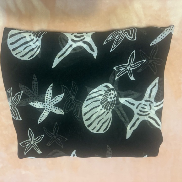 Beach Shells Black and White Sarong Swim Scarf Wrap - Picture 6 of 10